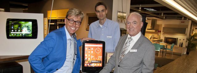 Hansy Vogt mit dem Küchen PC PICO